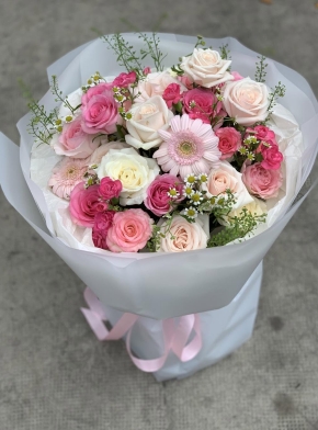  Hoa hồng và hoa Đồng Tiền 