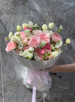 Bó Hoa Ohara Hồng Mix Cát Tường Trắng Dễ Thương