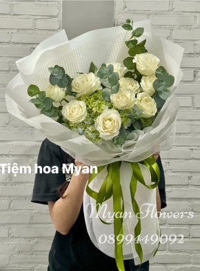 Bó Hoa Mix Cẩm Tú Cầu Và Hồng Siêu Nhẹ Nhàng 