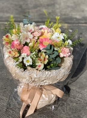 Bó Hoa Mix Tone Màu Hồng Trắng Siêu Cute