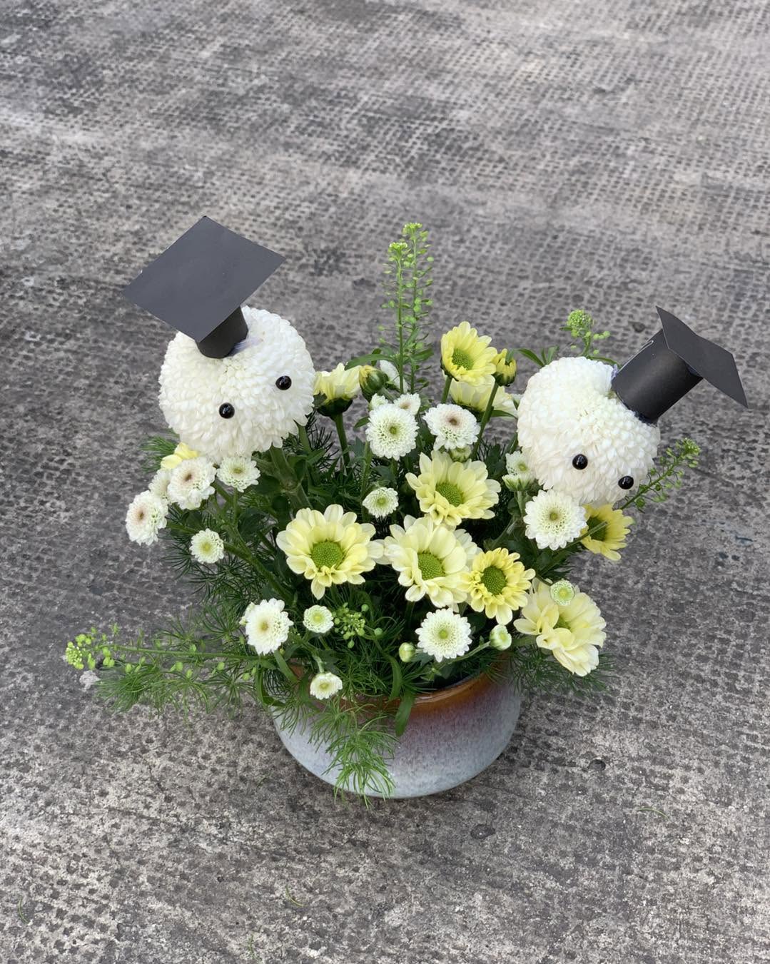 hoa tốt nghiệp tại Bình Tân